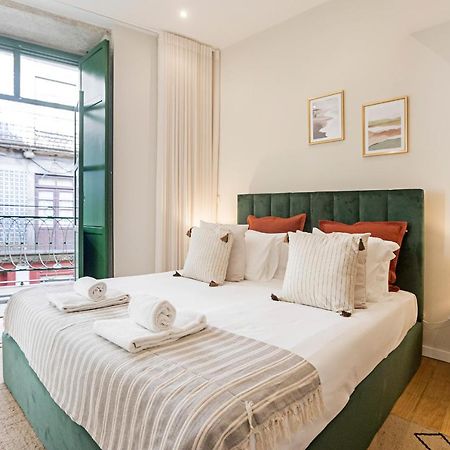 Brand New 4Br W/ 200Yrs Of History In Central Porto By Lovelystay Εξωτερικό φωτογραφία