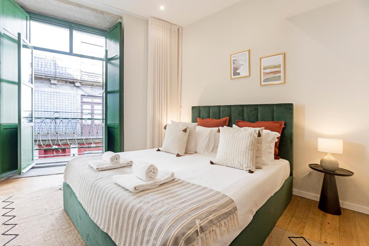 Brand New 4Br W/ 200Yrs Of History In Central Porto By Lovelystay Εξωτερικό φωτογραφία