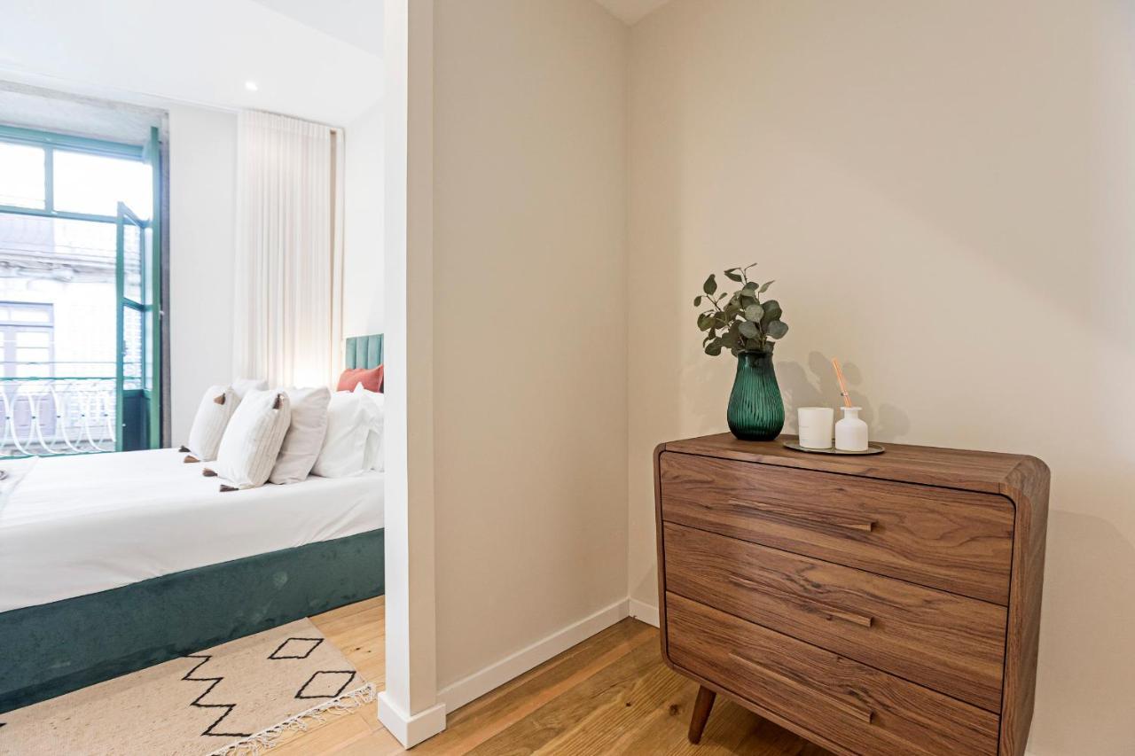 Brand New 4Br W/ 200Yrs Of History In Central Porto By Lovelystay Εξωτερικό φωτογραφία