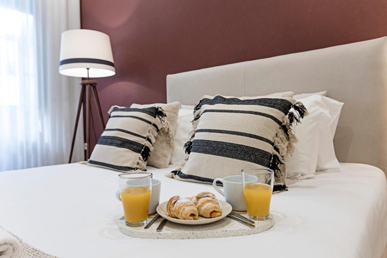 Brand New 4Br W/ 200Yrs Of History In Central Porto By Lovelystay Εξωτερικό φωτογραφία