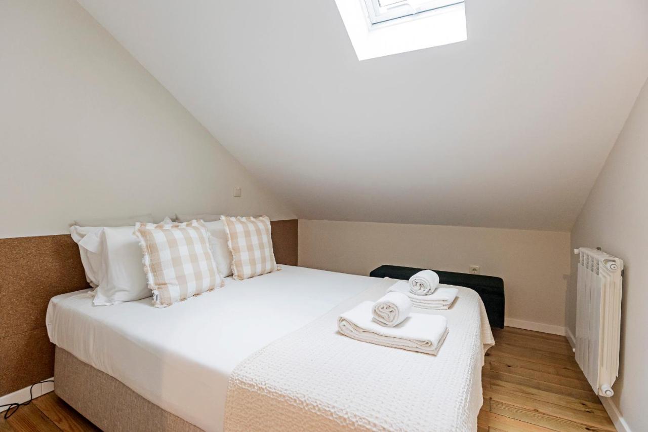 Brand New 4Br W/ 200Yrs Of History In Central Porto By Lovelystay Εξωτερικό φωτογραφία