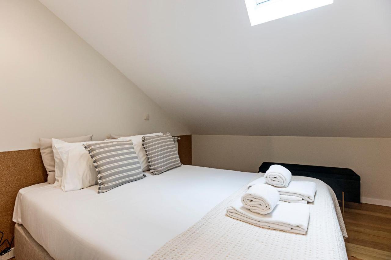 Brand New 4Br W/ 200Yrs Of History In Central Porto By Lovelystay Εξωτερικό φωτογραφία